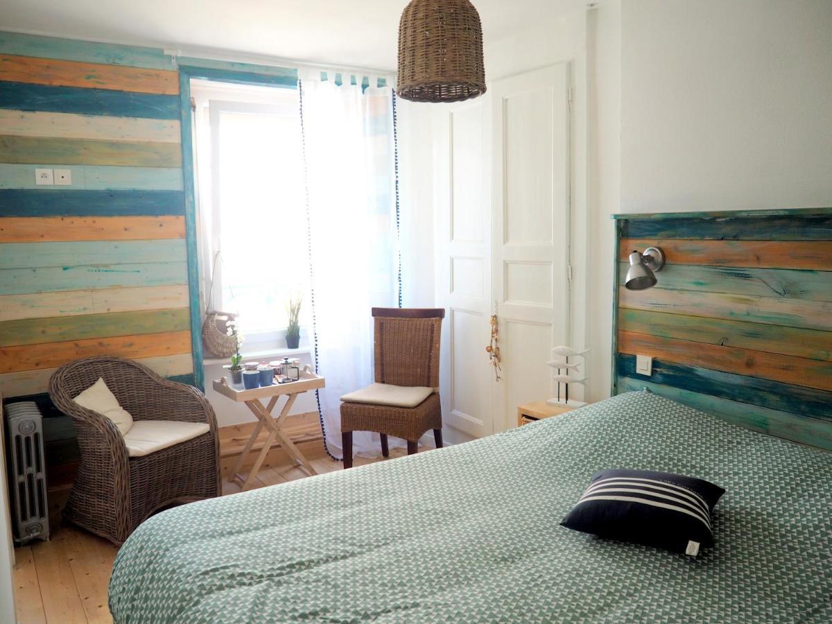 Chambres Double Marine 1 A 6 Personnes Brehal Екстер'єр фото